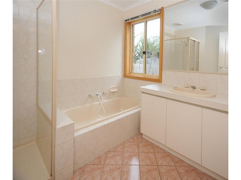 4 Wellam Court, Leopold VIC 3224