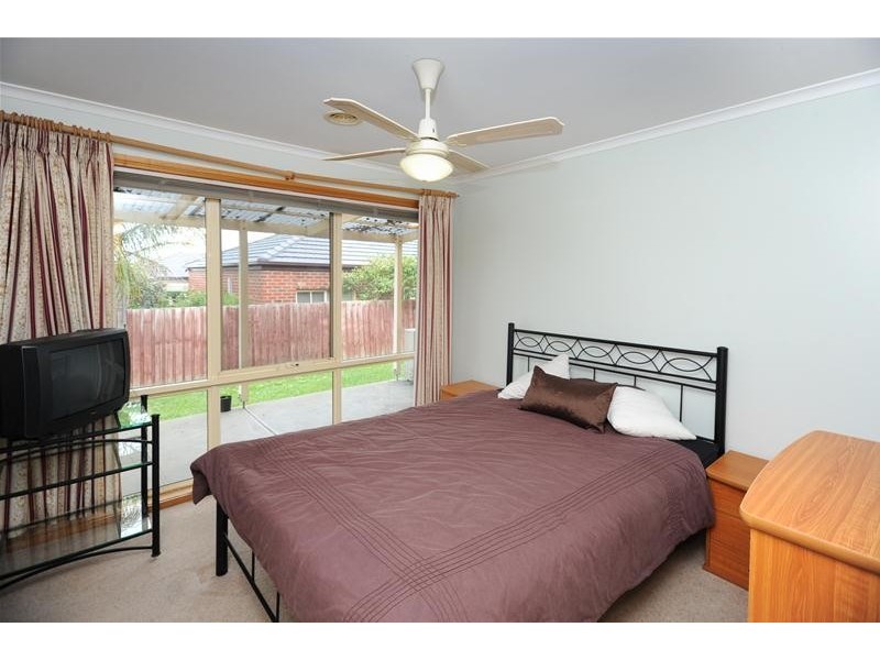 4 Wellam Court, Leopold VIC 3224