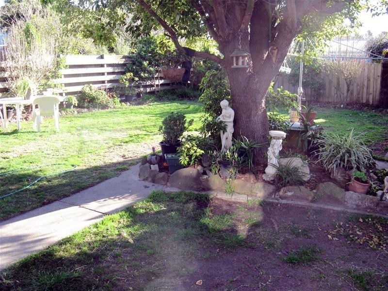 5 Dorothy Street, Leopold VIC 3224