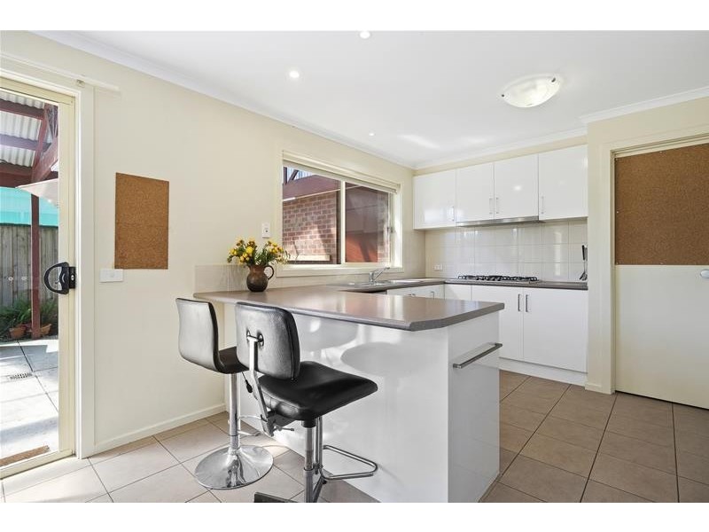 16 Silver Gull Court, Leopold VIC 3224
