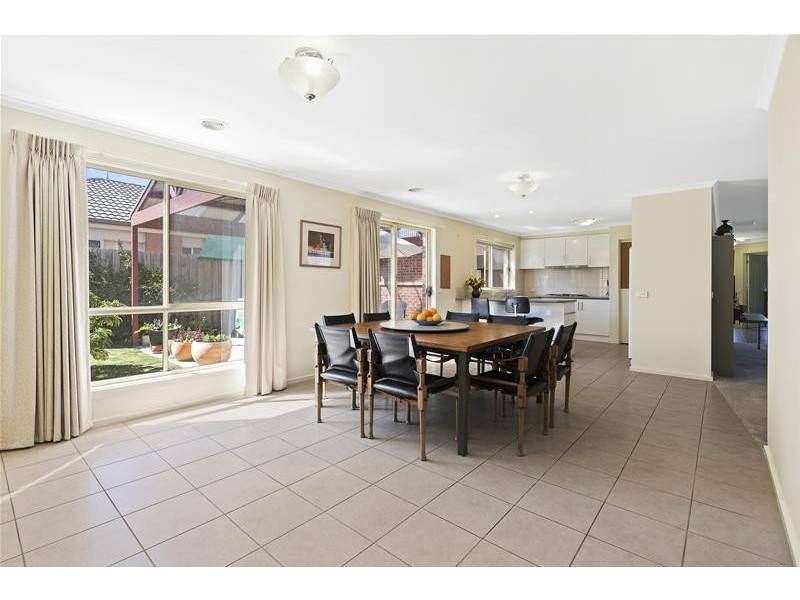 16 Silver Gull Court, Leopold VIC 3224