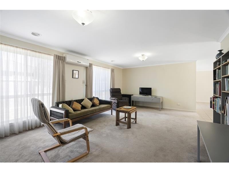 16 Silver Gull Court, Leopold VIC 3224