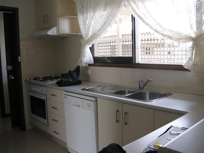 9 Ash Road, Leopold VIC 3224