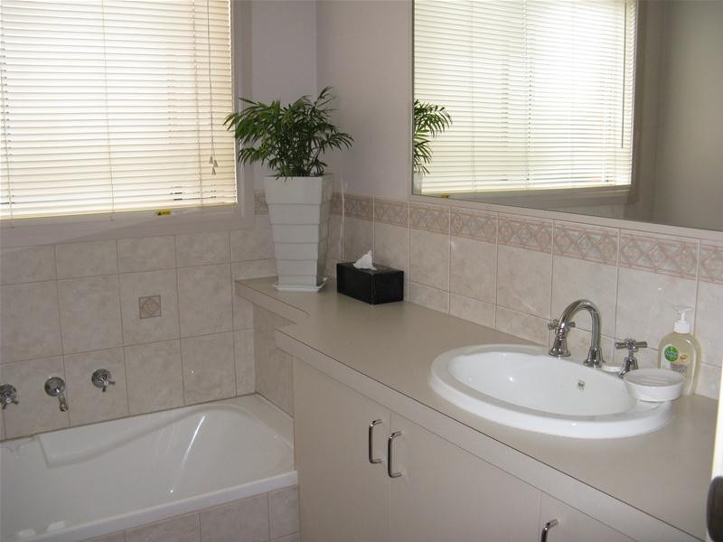 74 Rebecca Drive, Leopold VIC 3224