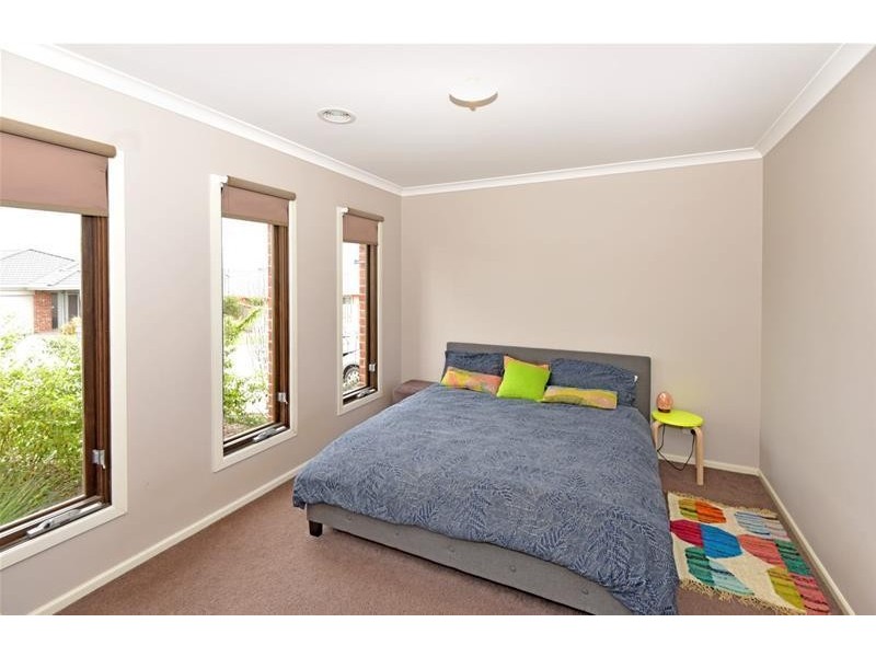 7 Parkfront Drive, Leopold VIC 3224