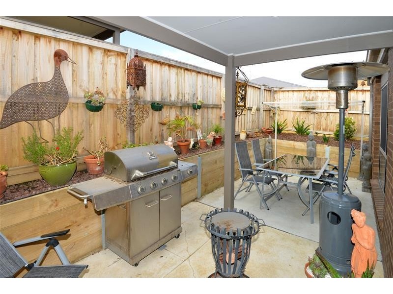 4 Iluka Lane, Leopold VIC 3224