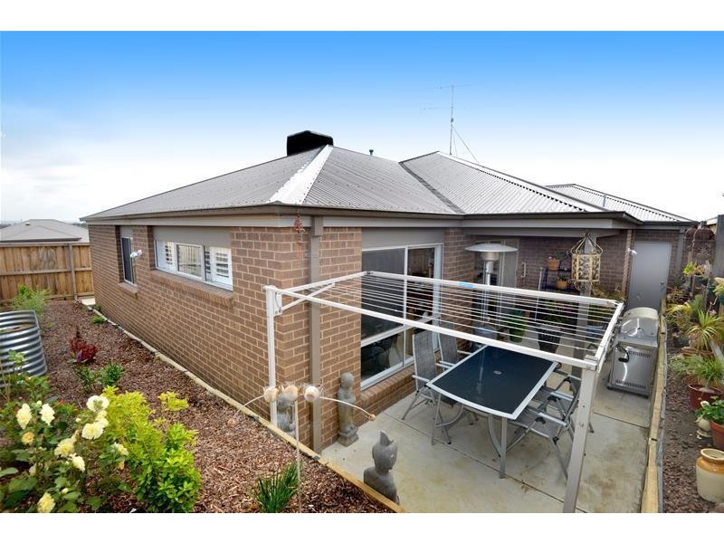 4 Iluka Lane, Leopold VIC 3224