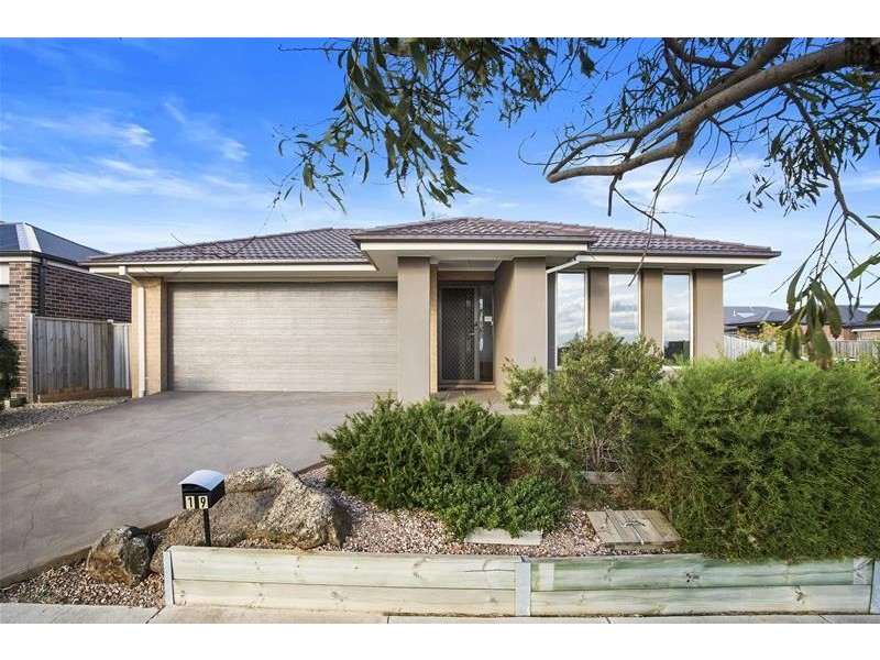 19 Treefern Street, Leopold VIC 3224