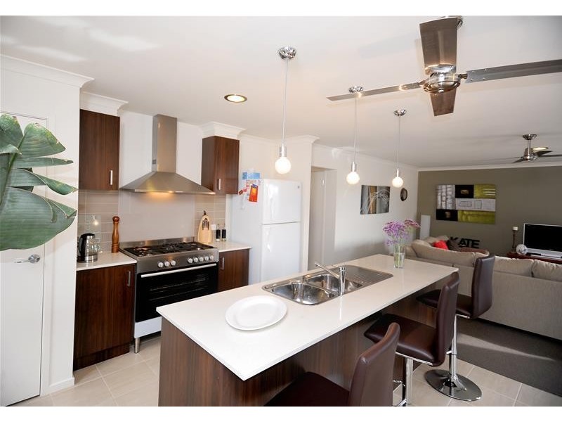 18 Pickworth Drive, Leopold VIC 3224