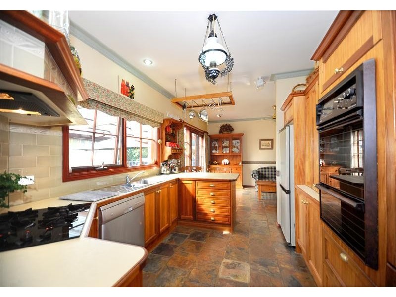 35-37 Cornthwaite Crescent, Leopold VIC 3224