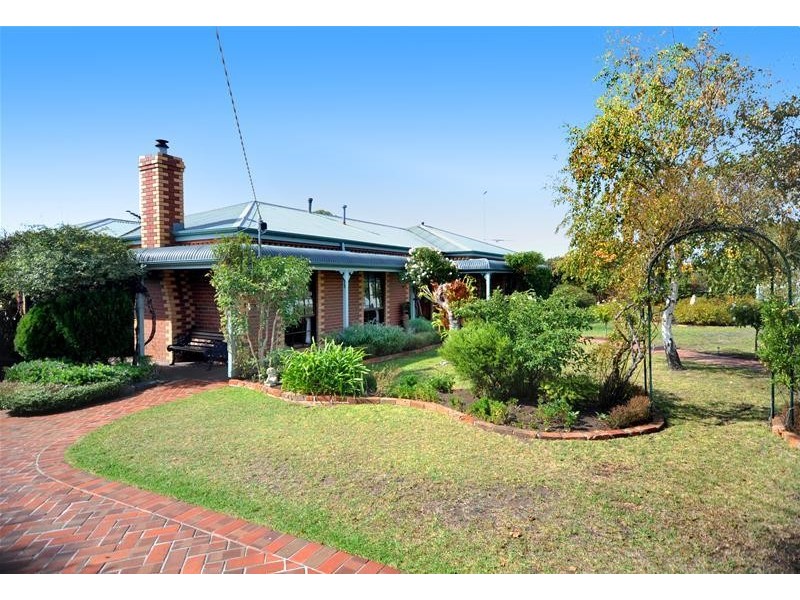 35-37 Cornthwaite Crescent, Leopold VIC 3224