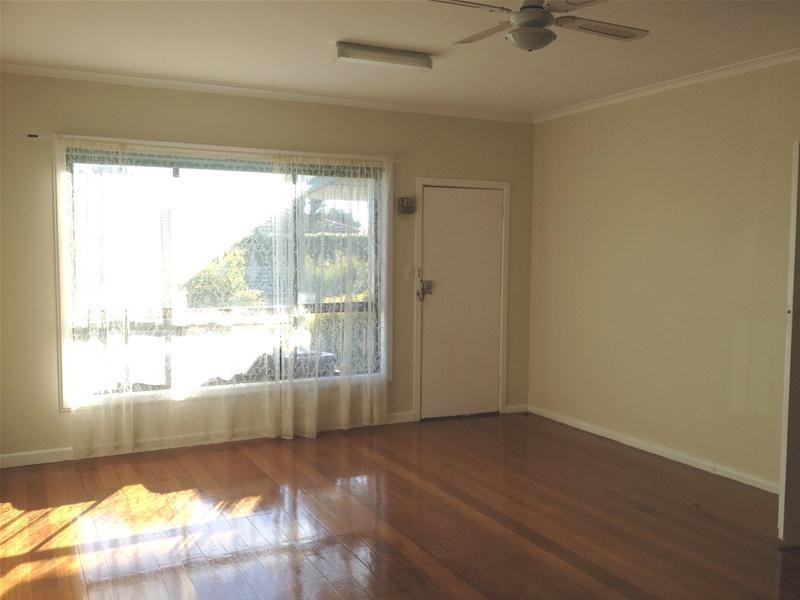 34 Truscott Street, Whittington VIC 3219