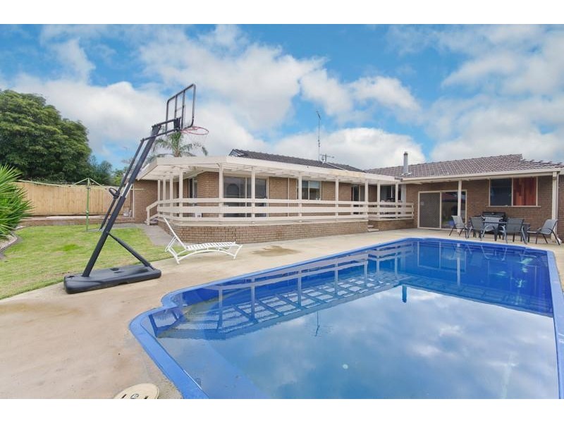 44 Darrambal Crescent, Leopold VIC 3224