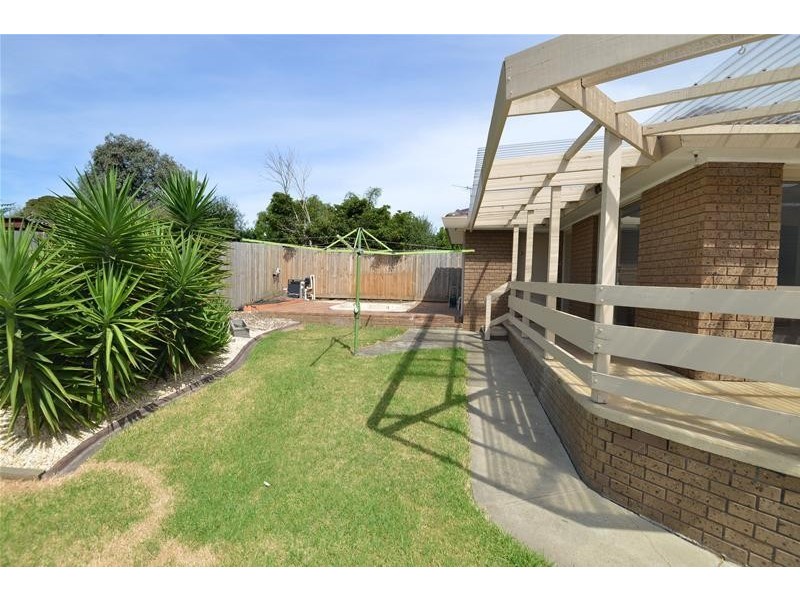 44 Darrambal Crescent, Leopold VIC 3224