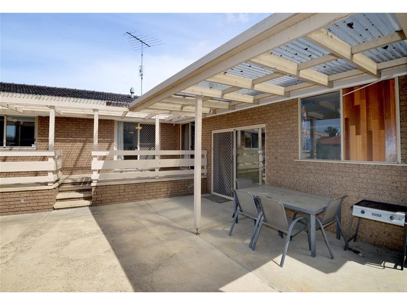 44 Darrambal Crescent, Leopold VIC 3224