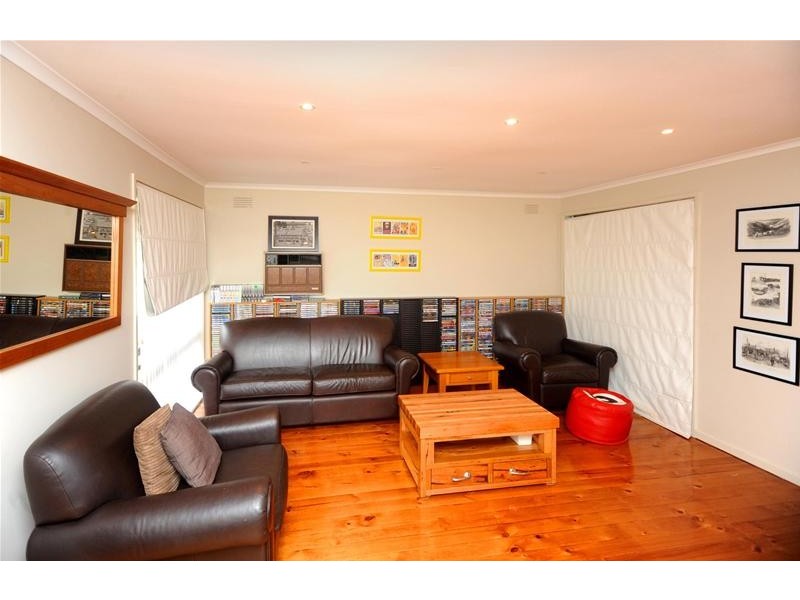 48 Darrambal Crescent, Leopold VIC 3224