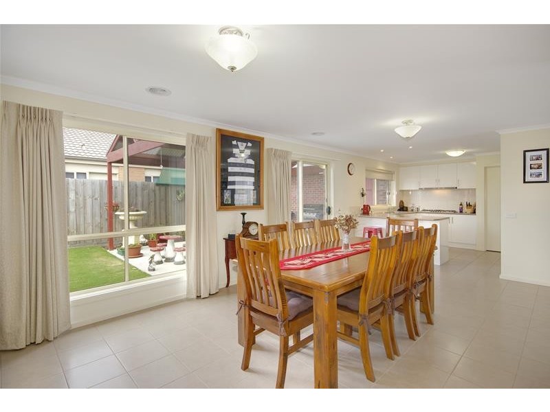 16 Silver Gull Court, Leopold VIC 3224