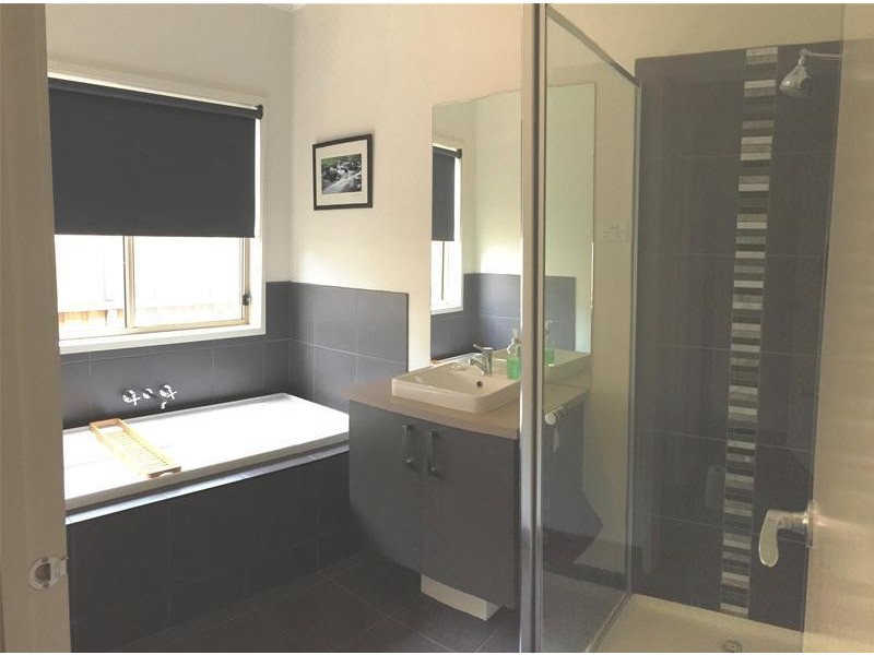 10 Hillclimb Drive, Leopold VIC 3224