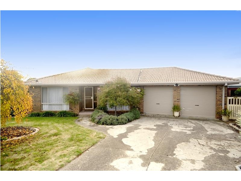 33 Cornthwaite Crescent, Leopold VIC 3224
