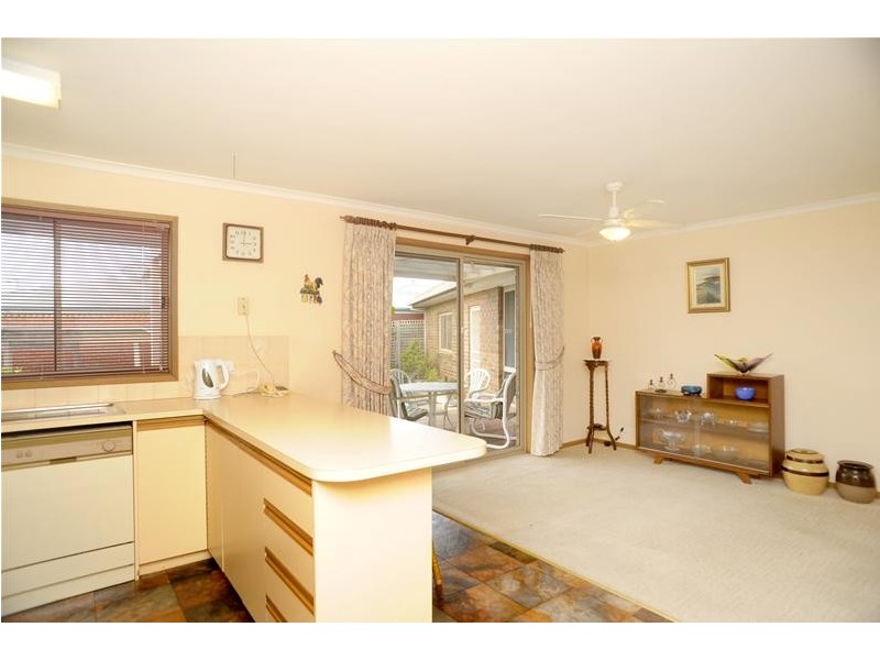 33 Cornthwaite Crescent, Leopold VIC 3224