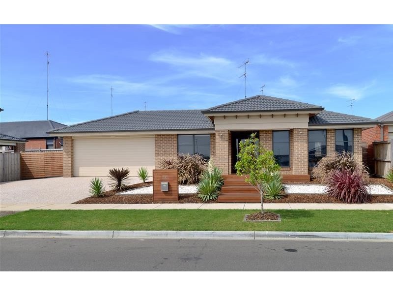 24 Hillclimb Drive, Leopold VIC 3224