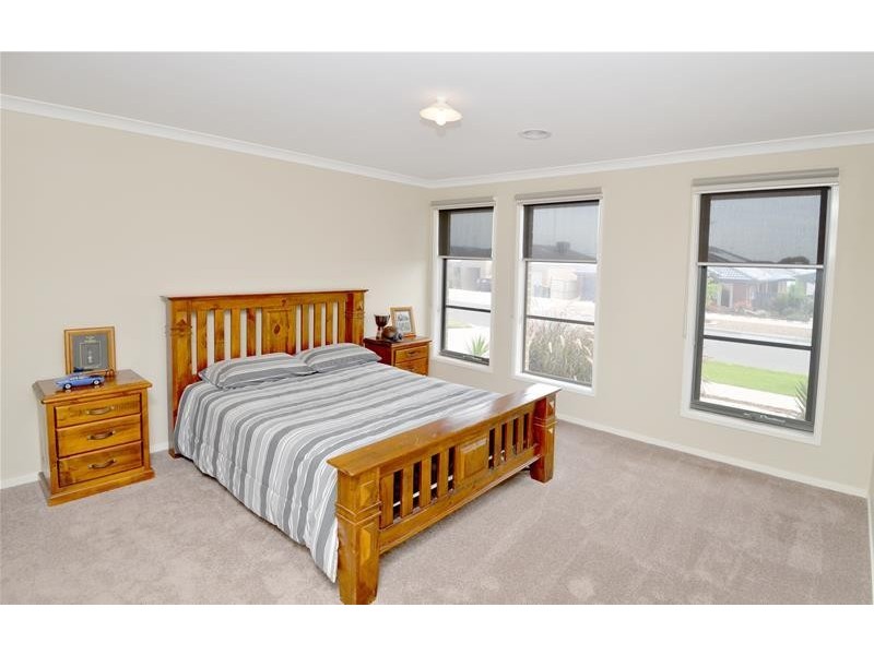 24 Hillclimb Drive, Leopold VIC 3224