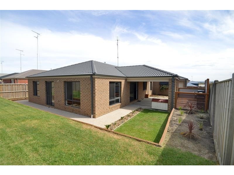 24 Hillclimb Drive, Leopold VIC 3224