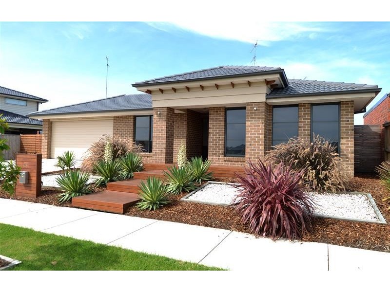 24 Hillclimb Drive, Leopold VIC 3224