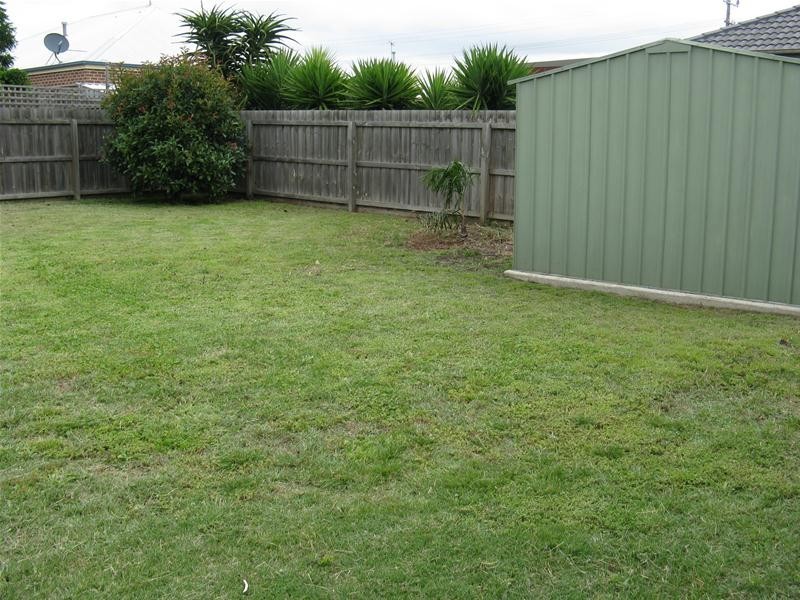 4 Bradman Court, Leopold VIC 3224