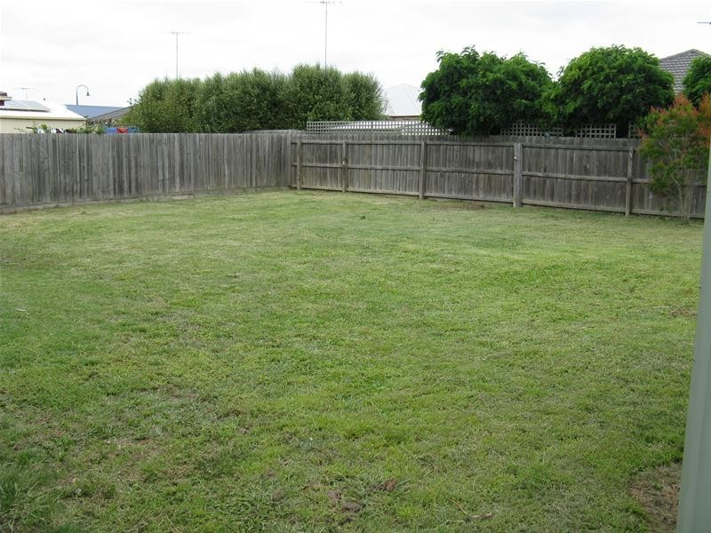 4 Bradman Court, Leopold VIC 3224