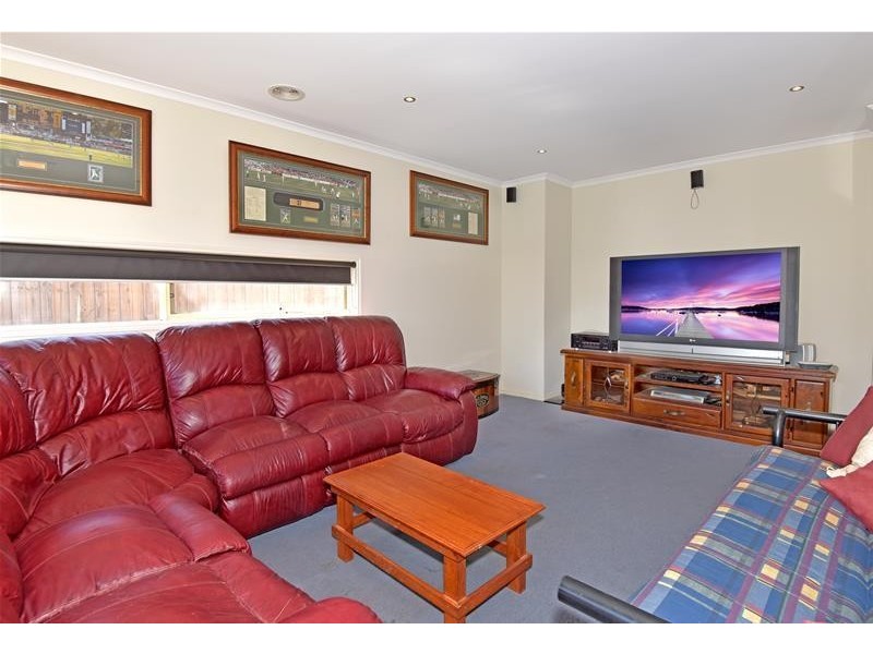 37 Trumper Crescent, Leopold VIC 3224