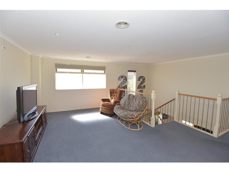 37 Trumper Crescent, Leopold VIC 3224