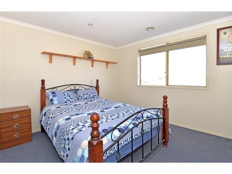 37 Trumper Crescent, Leopold VIC 3224