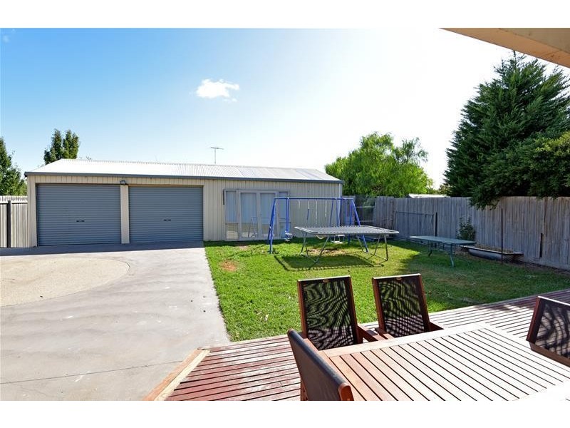 37 Trumper Crescent, Leopold VIC 3224