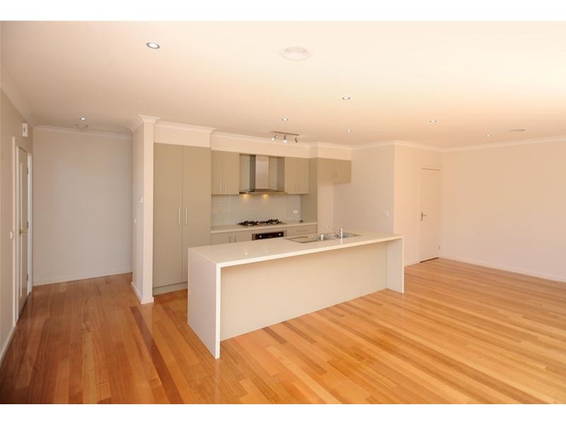 2/526 Ryrie Street, East Geelong VIC 3219
