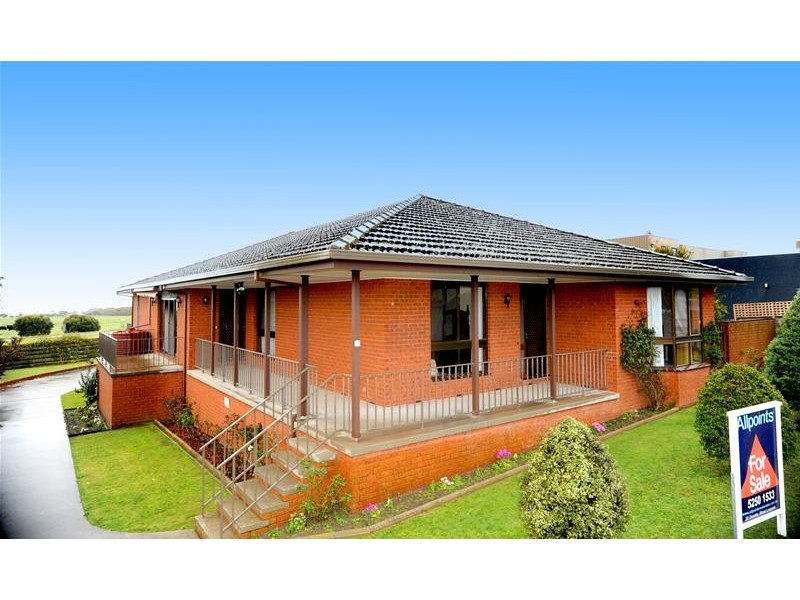 33 Viewbay Drive, Leopold VIC 3224
