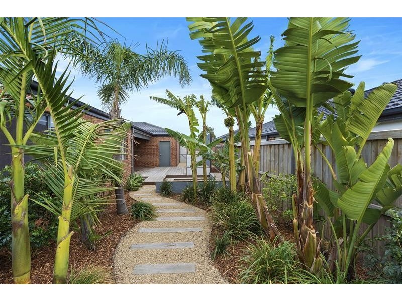 37 Estuary Boulevard, Leopold VIC 3224