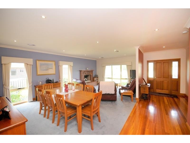 13 Balmoral Gardens, Leopold VIC 3224