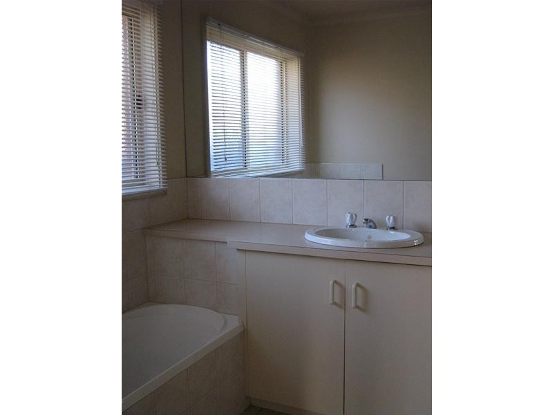 66 Rebecca Drive, Leopold VIC 3224