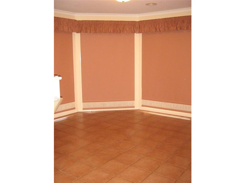 11 Burlington Crescent, Leopold VIC 3224