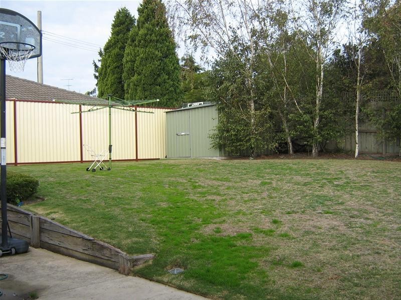 11 Burlington Crescent, Leopold VIC 3224