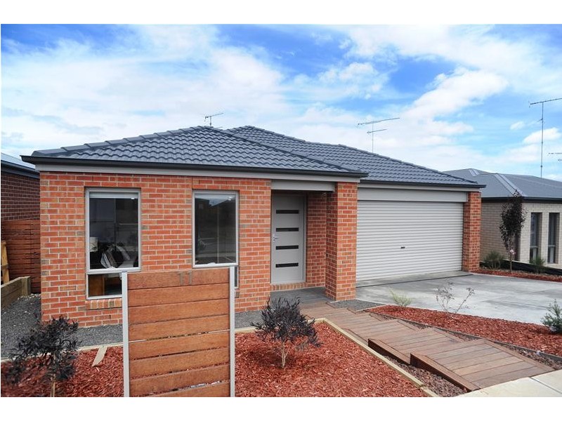 11 Ebbtide Drive, Leopold VIC 3224