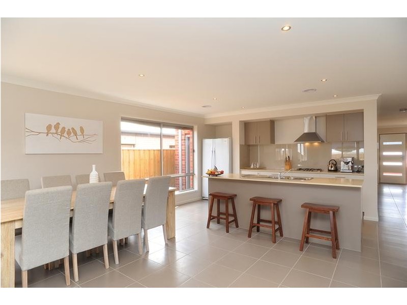 11 Ebbtide Drive, Leopold VIC 3224