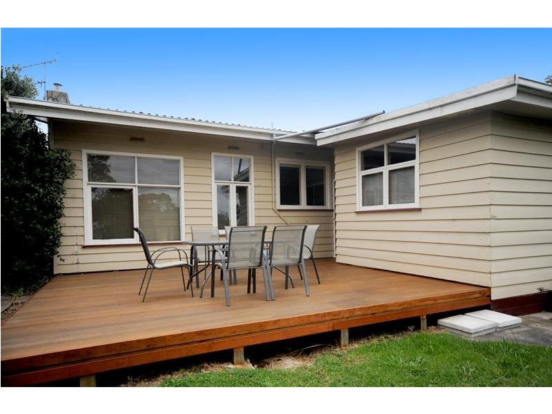 24 Ash Road, Leopold VIC 3224