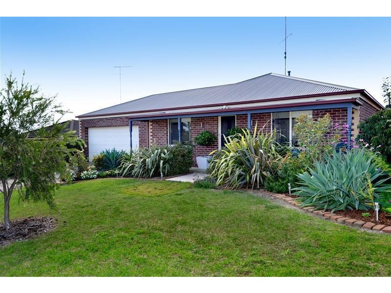 4 Emma Court, Leopold VIC 3224