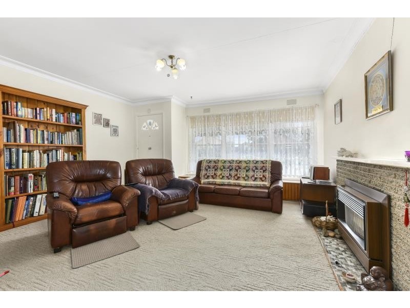 28 Simons Road, Leopold VIC 3224