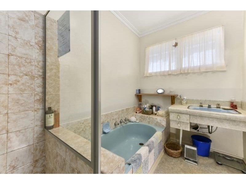 28 Simons Road, Leopold VIC 3224