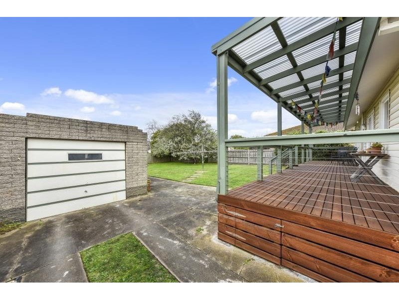 28 Simons Road, Leopold VIC 3224