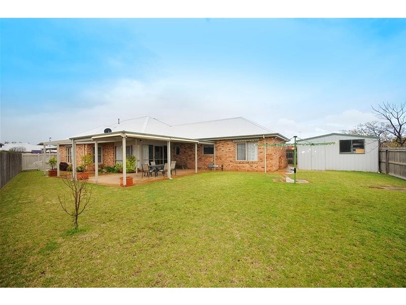 3 Darvel Court, Leopold VIC 3224