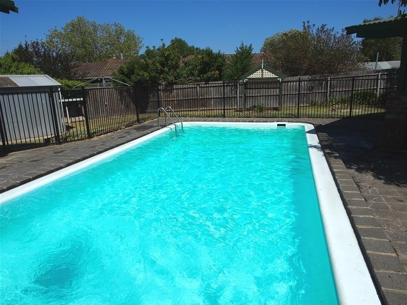 3 Barimba Court, Leopold VIC 3224